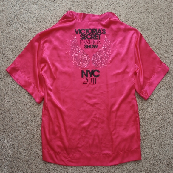 Victoria's Secret Fashion Show NYC 2011 Robe Very Rare - Picture 1 of 11